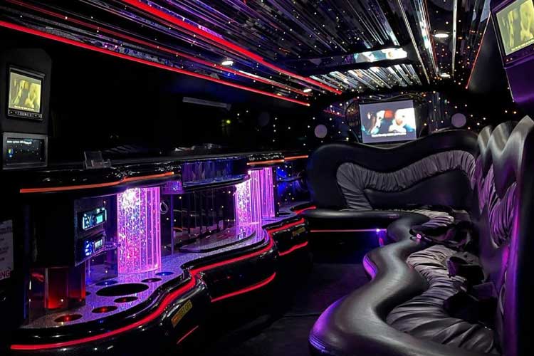 Hummer Limo (8 & 16 seater) CR Chauffeurs