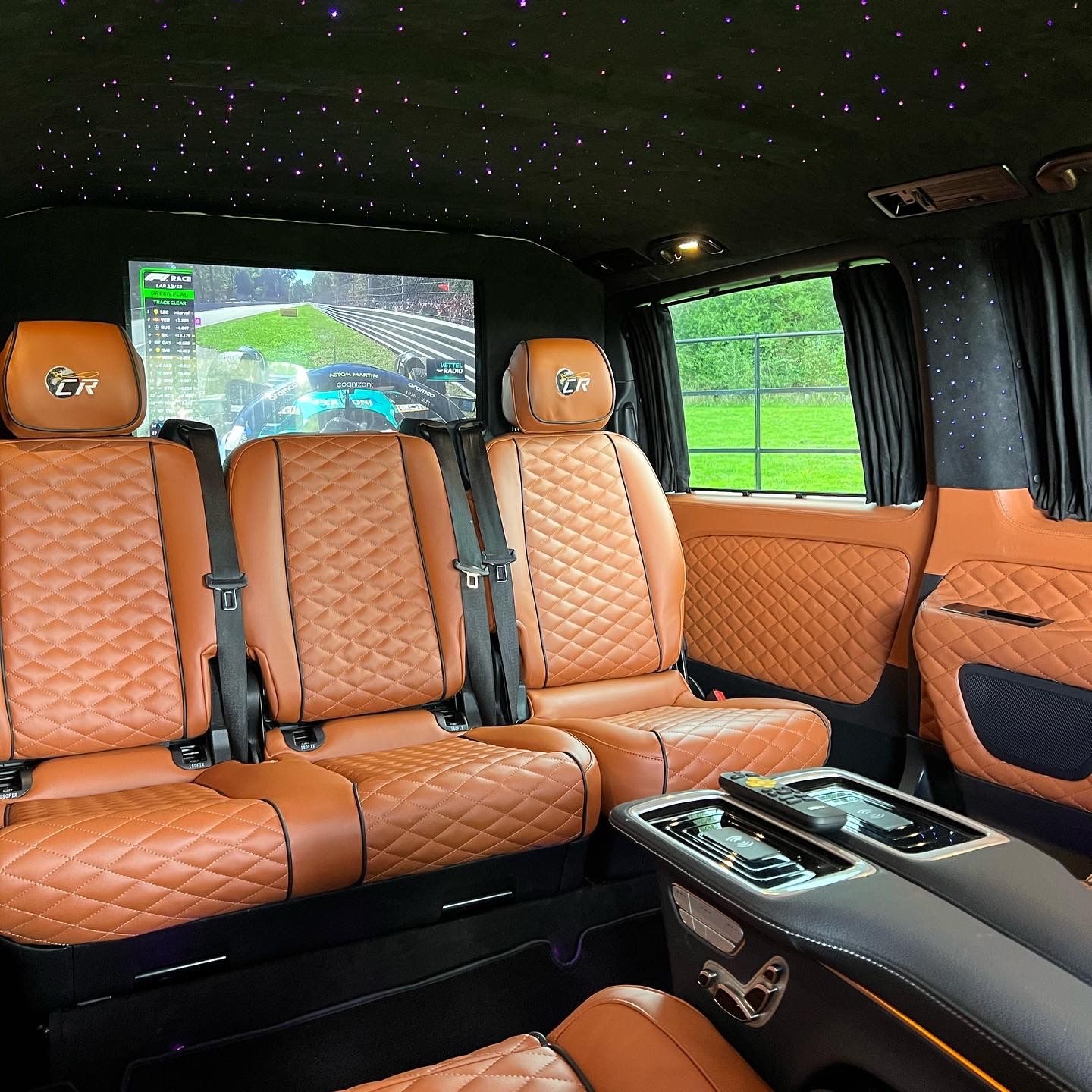 Luxury Mercedes CR Road Plane (Tan Leathers) CR Chauffeurs
