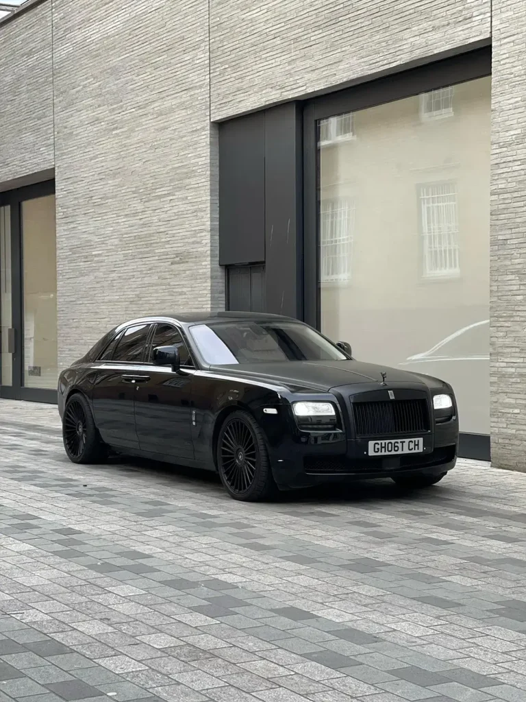 Rolls Royce Ghost (Stealth Black)