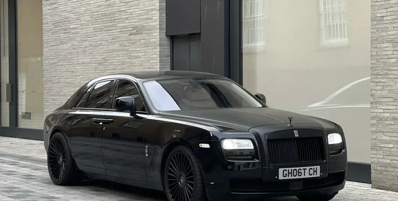 Rolls Royce Ghost (Stealth Black)